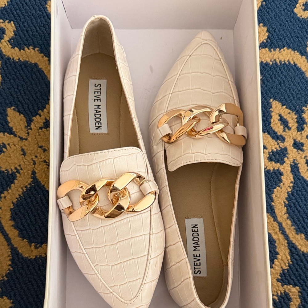 Steve Madden Women's Cream Croc-Embossed Chain Loafers